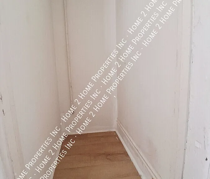 261 Curry Ave — Photo 7