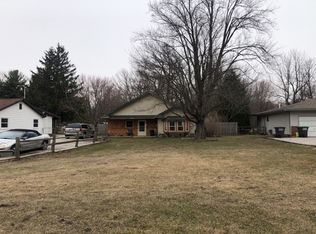 4160 Clegg Rd, Lambertville, MI 48144