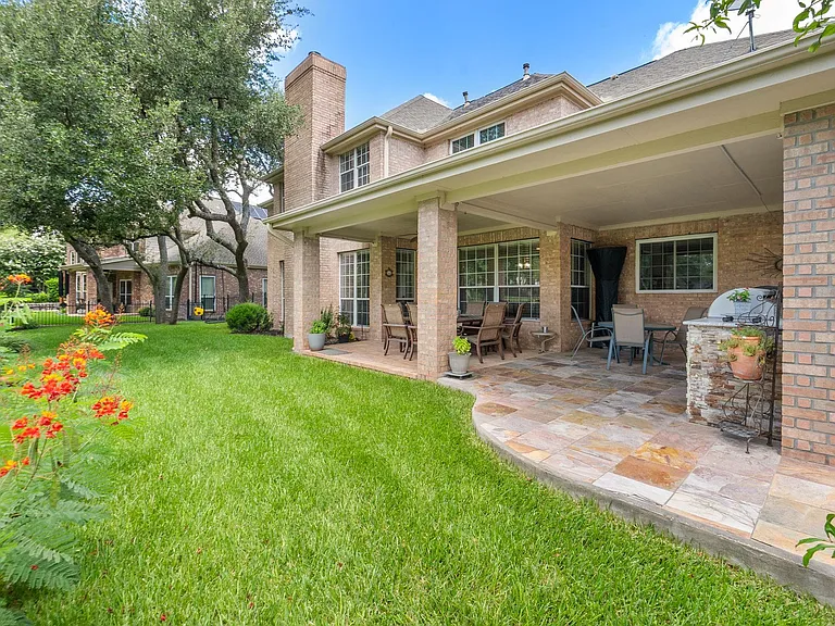 2147 Hilton Head Dr — Photo 29