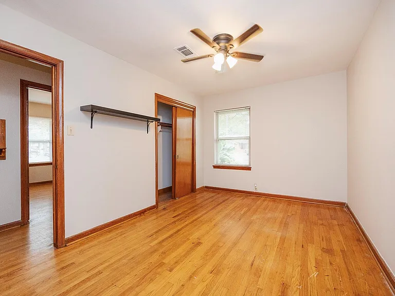 1018 W 31st St — Photo 30