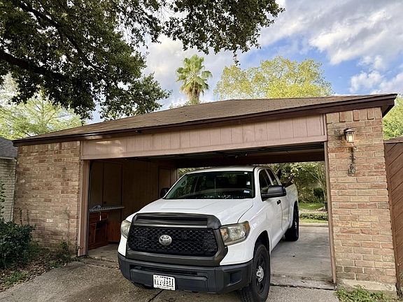 5th image of 8342 Silvan Wind Ln