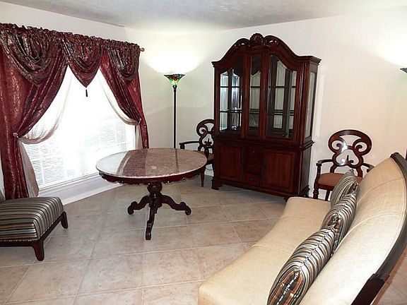 2nd image of 16930 Hidden Treasure Cir