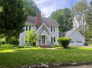 31 Overbrook Rd, Rochester, NY 14618