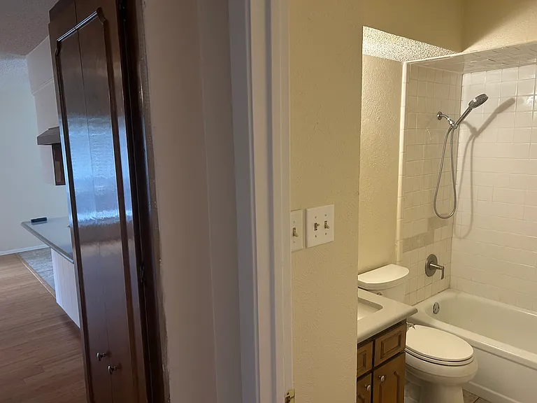 5001 Donnelly Ave — Photo 8