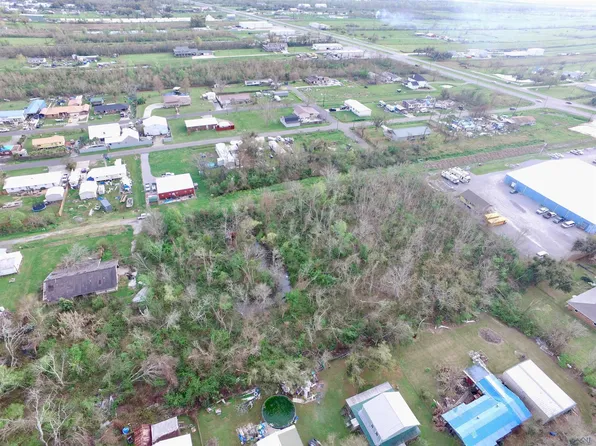 160 Rosa Villa Ln, Galliano, LA 70354