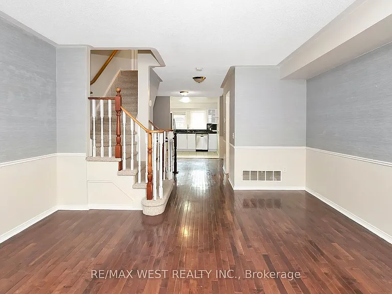 50 Strathaven Dr #75 — Photo 17