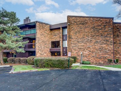 14533 Walden Ct APT G2, Oak Forest, IL, 60452
