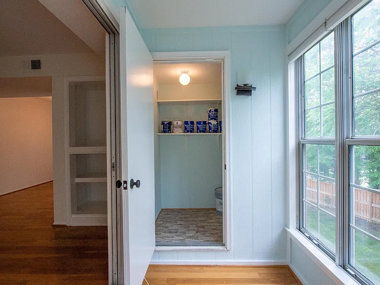 120 Fort Evans Rd SE #C — Photo 12