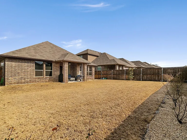 1801 Spinnaker Dr — Photo 16