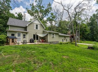 73541 39th St, Paw Paw, MI 49079