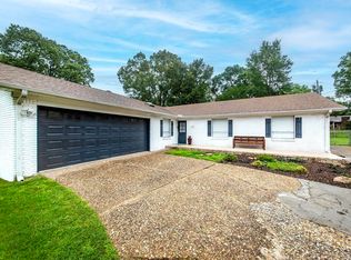 4 Halfway St, Sherwood, AR 72120