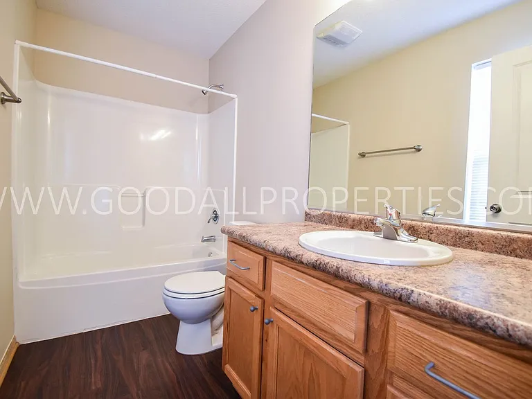 15211 Greenbelt Dr — Photo 13