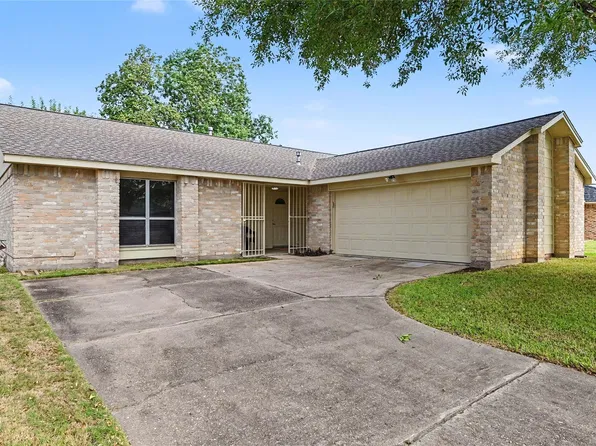 13122 Chipman Glen Dr, Houston, TX 77082