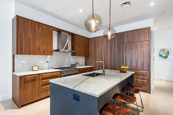 Rented by Compass | media 44