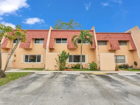 6 Spinning Wheel Ln Unit 6, Fort Lauderdale, FL 33319