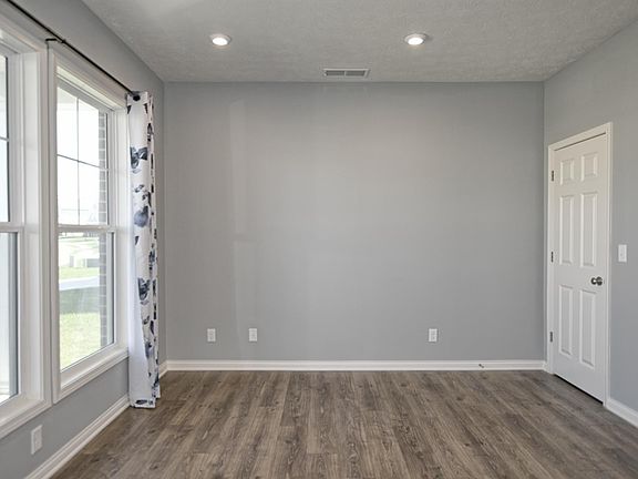 3rd image of 11134 Ensle Dr