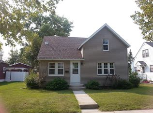 320 Jackson Ave, Crookston, MN 56716
