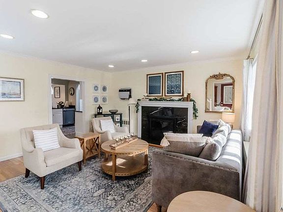 5th image of 7 Glenview Pl