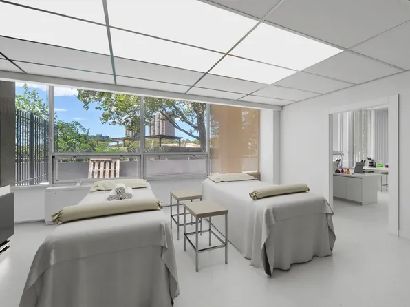 6050 Blvd East image 16 of 33