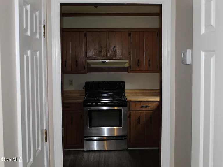 566 Fairfield Way — Photo 20