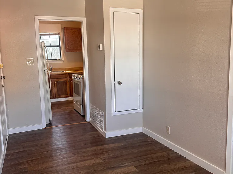 1422 Sacramento #4 — Photo 3