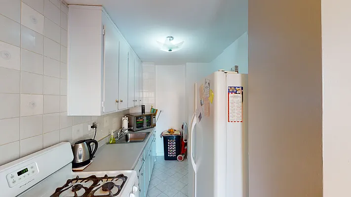 Sold by NYC Realty Brokers LLC | media 24