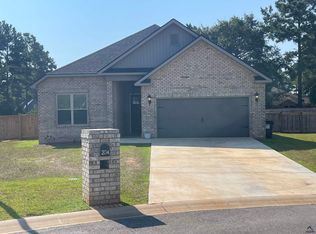 204 Susannes Retreat, Perry, GA 31069