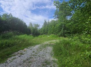 41 Gardner Rd, Warren, ME 04864