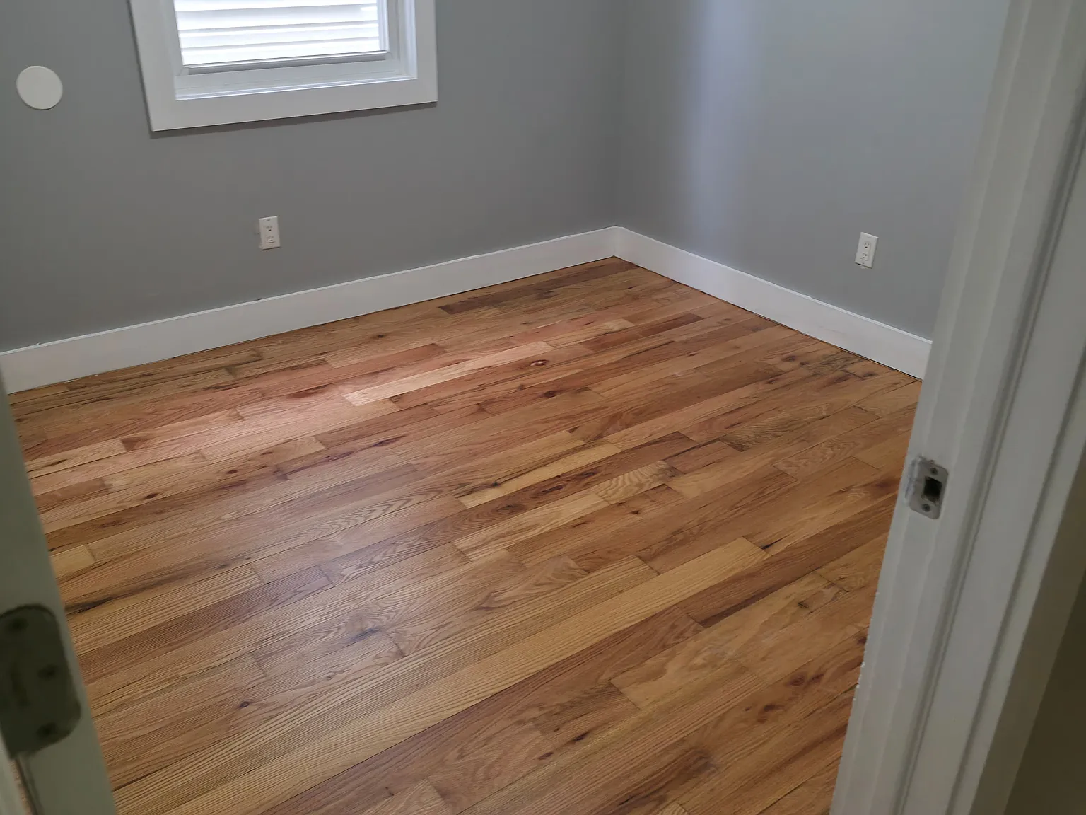 3 bed, $2,100 — Photo 3