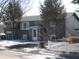 314 Lakeside Dr, Gillette, WY 82716