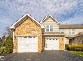 23 Palmer Dr, Moorestown, NJ 08057