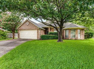 4 Hastings Ct, Mansfield, TX 76063