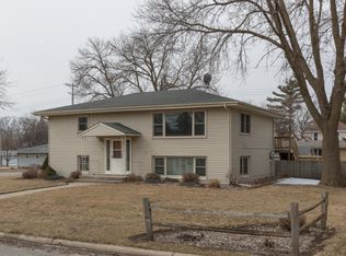 700 Lyndale Ave, Spring Valley, MN 55975