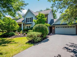 19 Westfield Cmns, Rochester, NY 14625