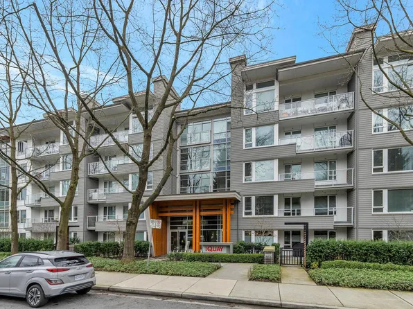 255 W 1st St #216, North Vancouver, BC V7M 3G8