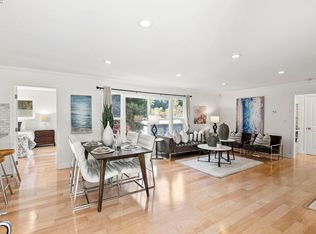 8437 Golf Links Rd, Oakland, CA 94605