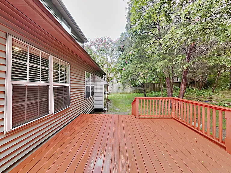 1513 Cardinal Ln — Photo 21