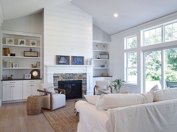 2nd image of LOT 92 Lafayette Ave