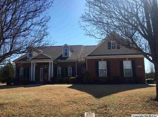 100 River Walk Trl, New Market, AL 35761