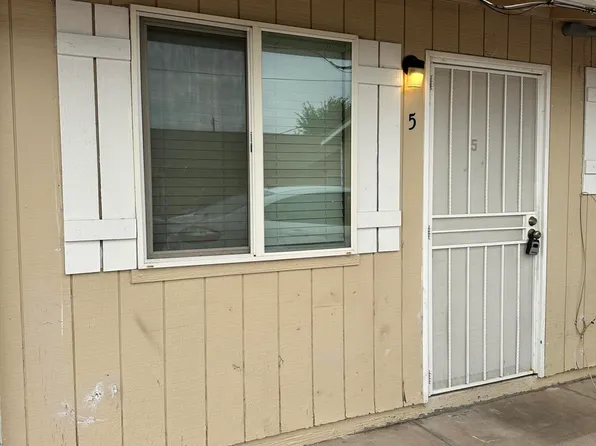 427 E Friar Ave #5, Apache Junction, AZ 85119