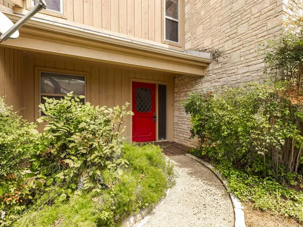375 Englewood Dr, Kerrville, TX 78028
