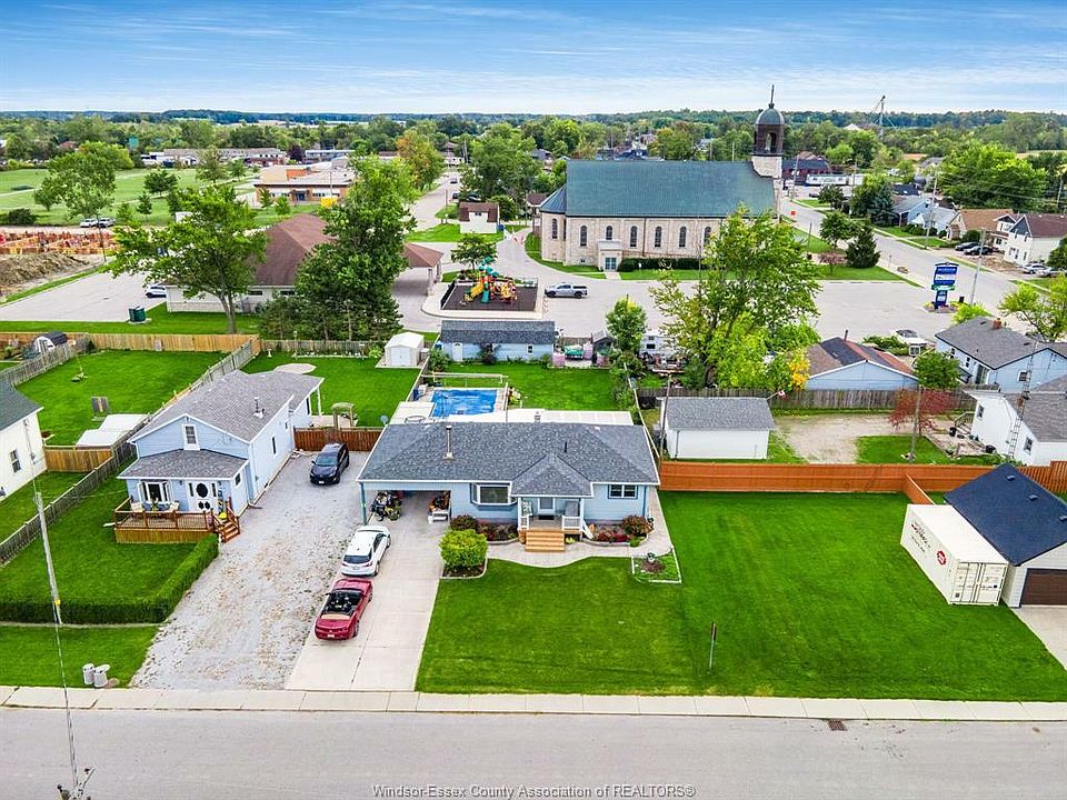 1st image of 317 Parkside Dr