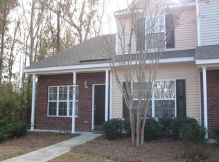 8060 Shadow Oak Dr, Charleston, SC 29406