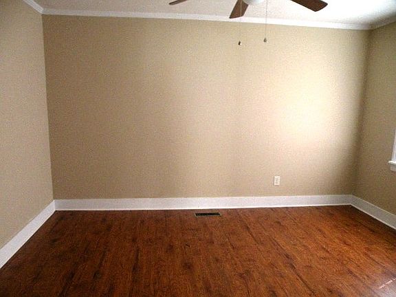 5th image of 1625 Harris St