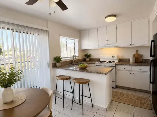 11730 Runnymede St, North Hollywood, CA