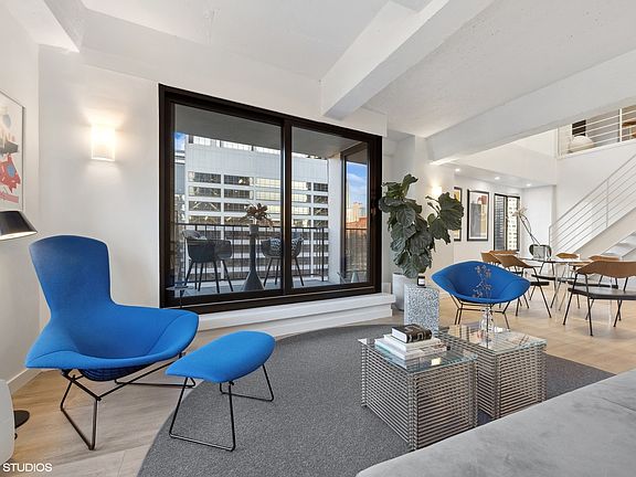 4th image of 345 N Canal St APT 1405