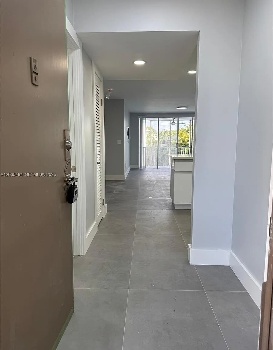 Jade Winds Group Allamand — Photo 1