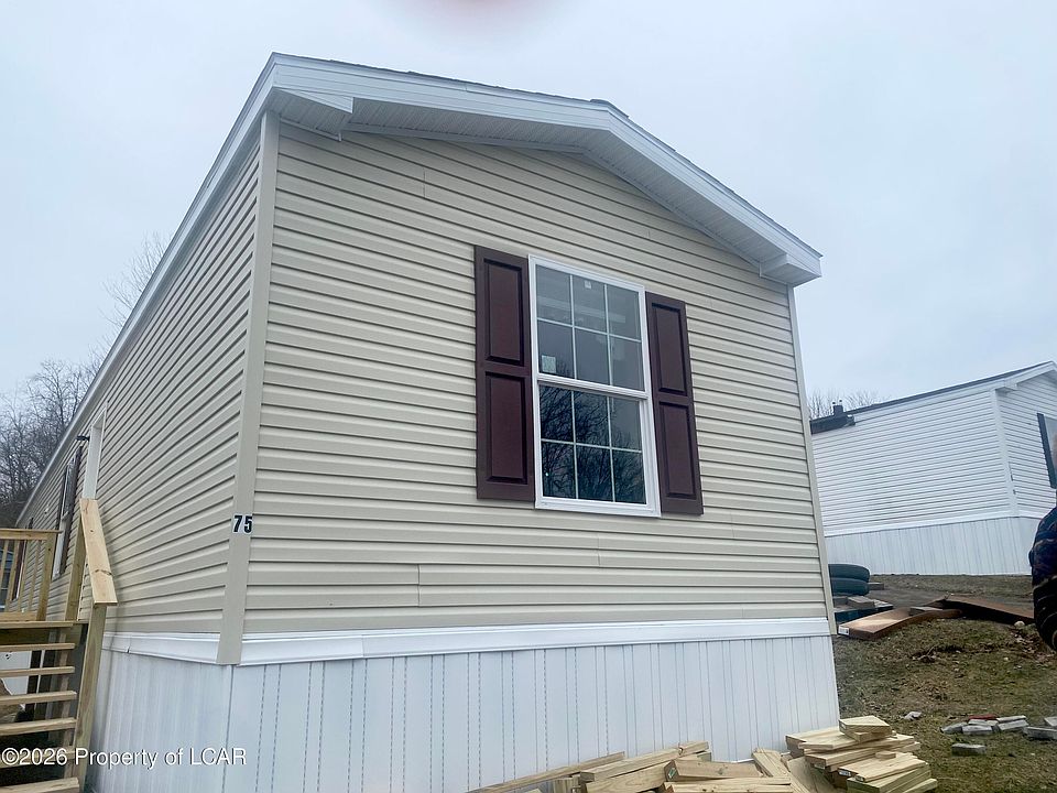 1st image of 75 3rd Ln