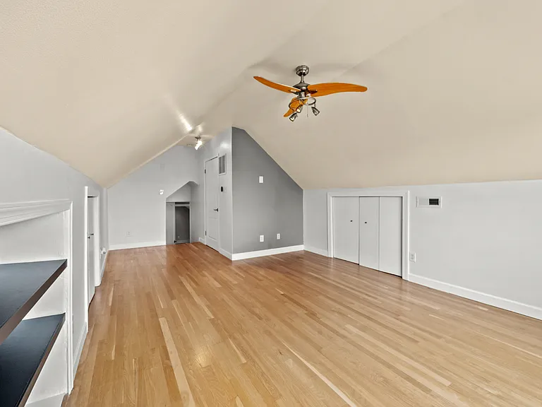 3017 S Hill St — Photo 33