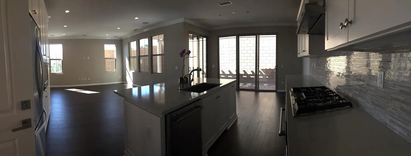 3 bed, 2.5 bath, 1708 sqft, $5,000 — Photo 4